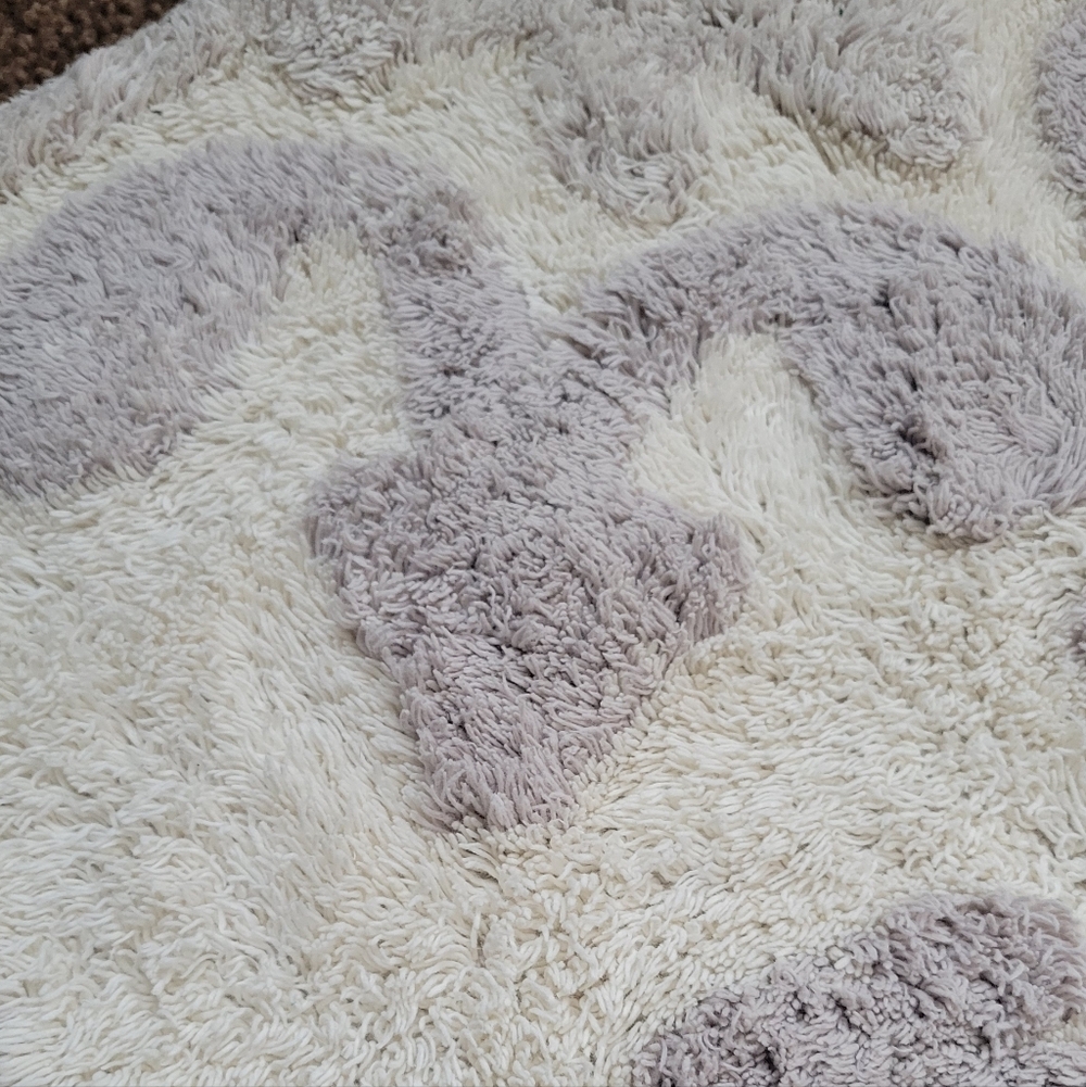 Elegant Gray Bath Mat Set - Picture 6 of 7